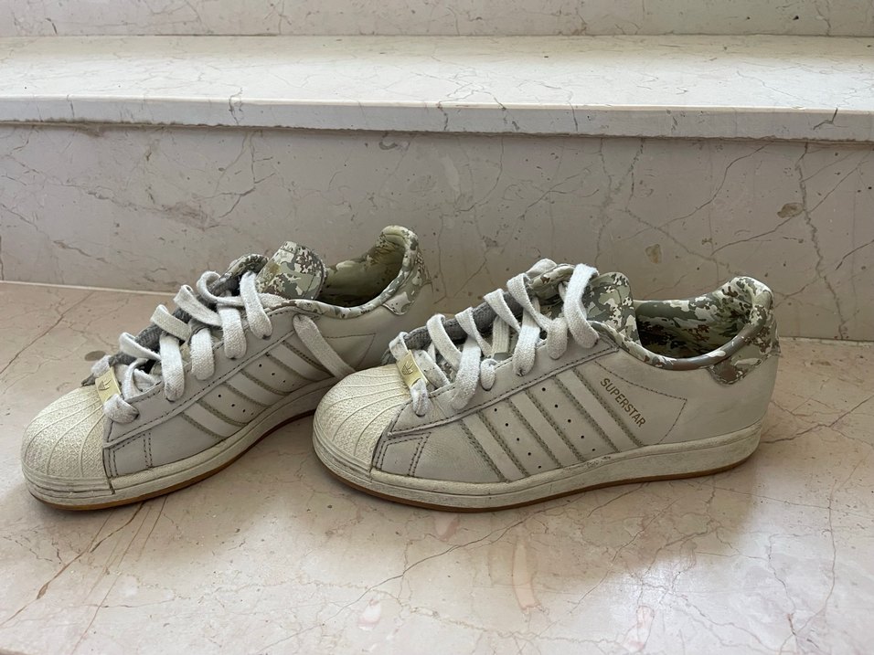 Yılan Desenli Beyaz Spor Ayakkabı - Görsel 5