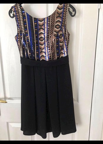 Pul işlemeli gece elbisesi - Görsel 2