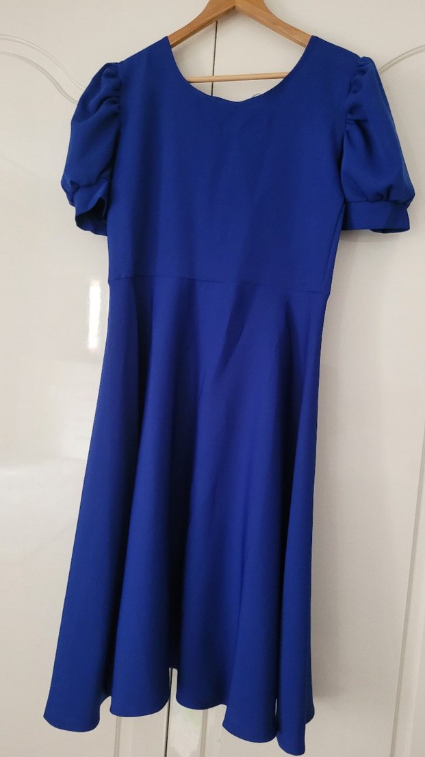 Mavi V Yakalı Kısa Kollu Midi Elbise - Görsel 4