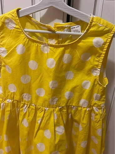 LC Waikiki Sari puantiyeli kiz cocuk elbise