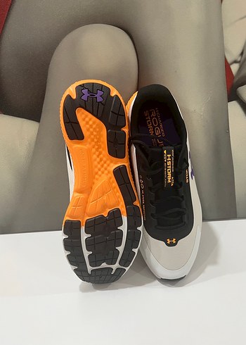 Under armour Erkek Spor Ayakkabısı Siyah Beyaz Velcro - Görsel 2