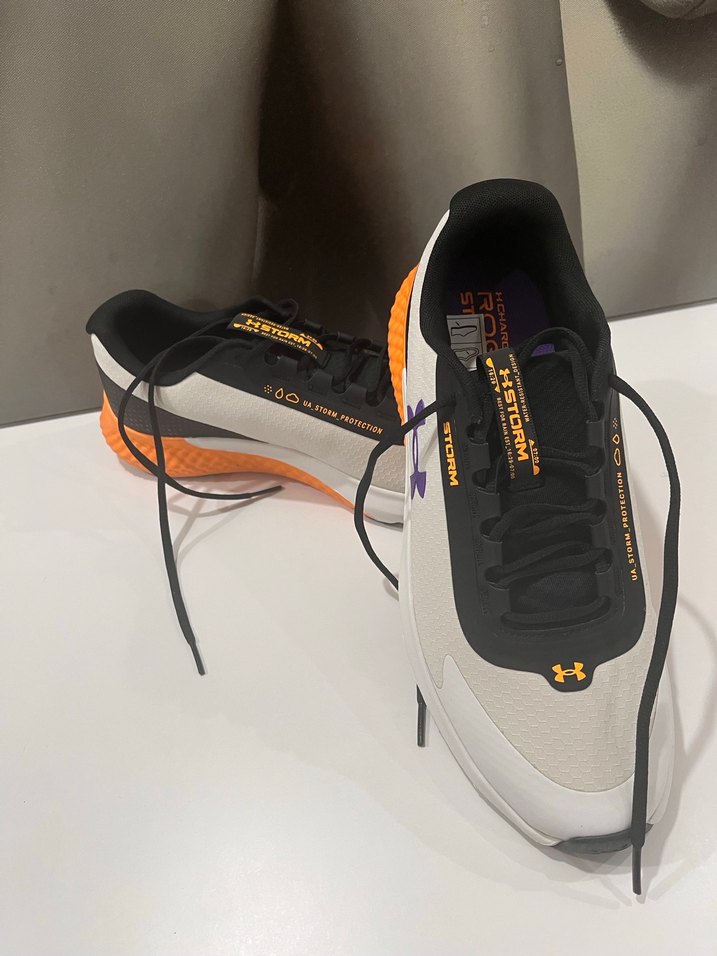 Under armour Erkek Spor Ayakkabısı Siyah Beyaz Velcro - Görsel 3