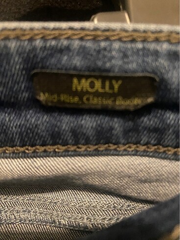 27 Beden Mavi jeans
