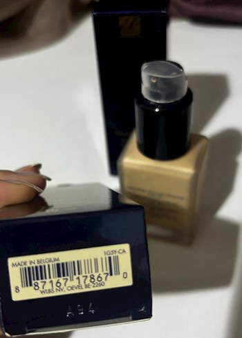 Beden Renk Estee Lauder Double Wear Likit Fondöten 1N0 Porcelain