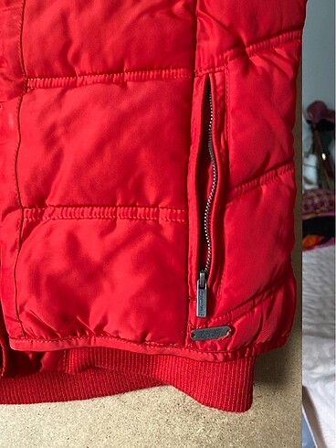 m Beden kırmızı Renk ZARA MONT YELEK