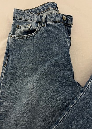 Düğmeli Mavi Bol Kesim Kadın Jean - Görsel 2