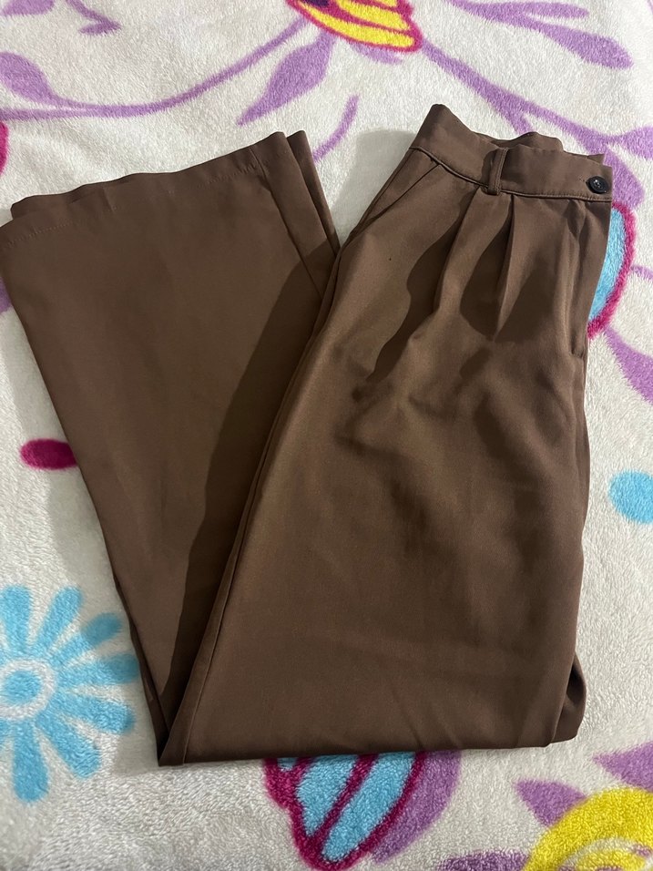 Düğmeli Kahverengi Kadın Kumaş Pantolon - Görsel 2