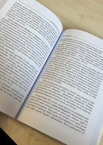 Sosyal politika kitabı - Görsel 3
