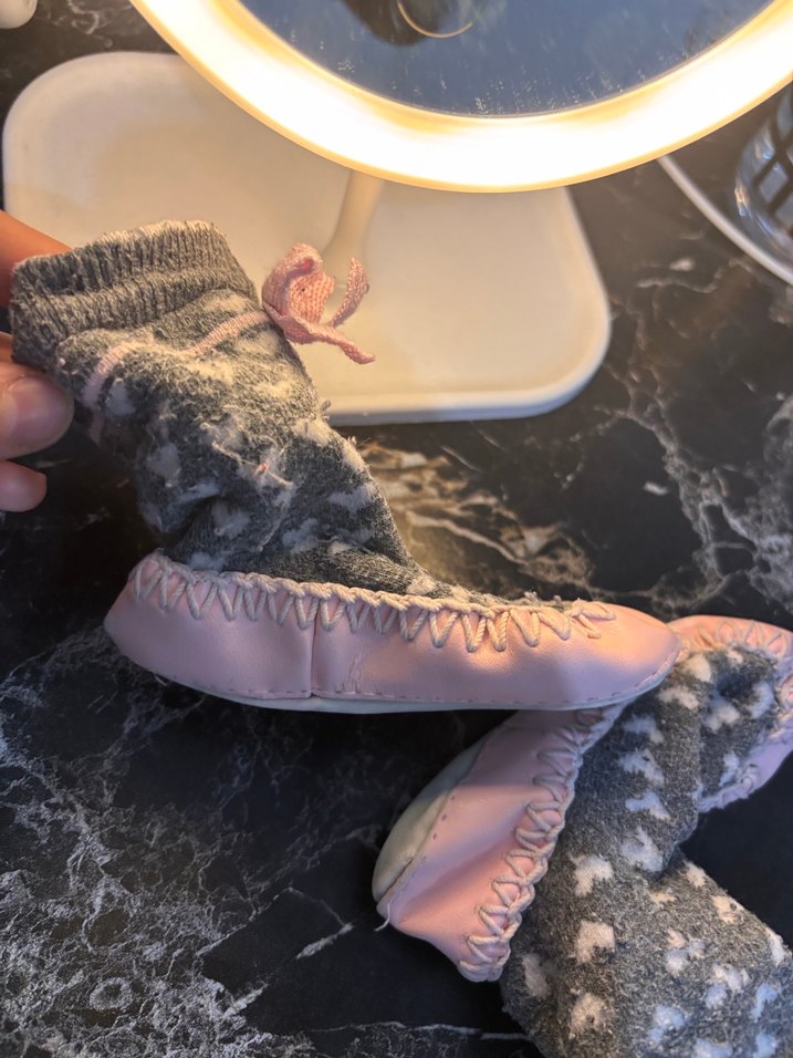 Kızlar için Gri Bağlamalı Desenli Sıcak Terlik - Görsel 2