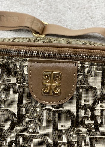 Pierre Cardin Kahverengi Kemerli Parisian Stil Kadın Çanta