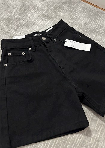 Siyah Mini Denim Şort