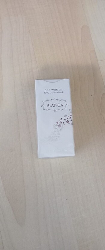 Farmasi bianca parfüm 