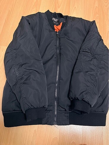 Zara mont