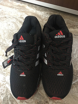 Adidas spor ayakkabı