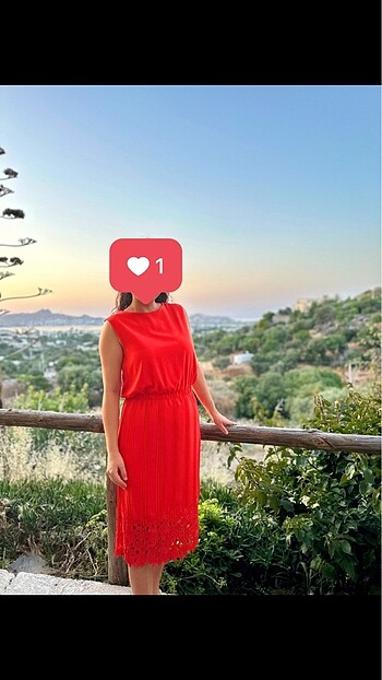 Nar çiçeği renk elbise