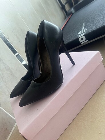 36 Beden Stiletto