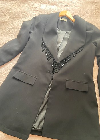 Düğmeli Siyah Midi Kadın Blazer Ceket