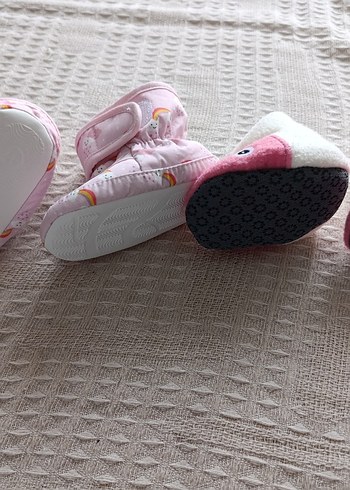 Kız Çocuk Pembe Nakışlı Sıcak Ev Terliği - Görsel 2