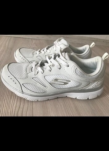Skechers ayakkabı 39 numara 