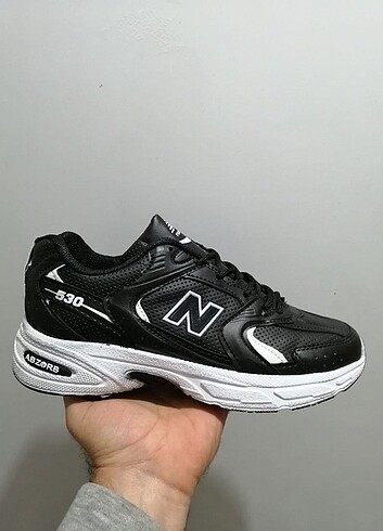 #new balance siyah erkek spor ayakkabı