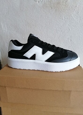 #New balance siyah beyaz Bayan spor ayakkabı