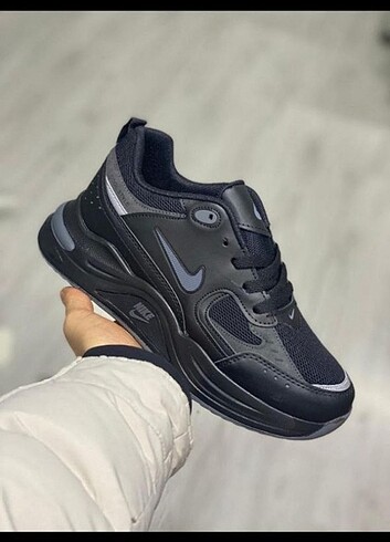 #Nike Siyah erkek spor ayakkabı