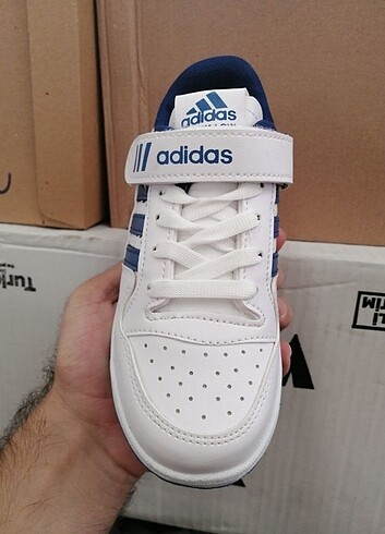 30 Beden beyaz Renk #Adidas forum erkek çocuk spor ayakkabı
