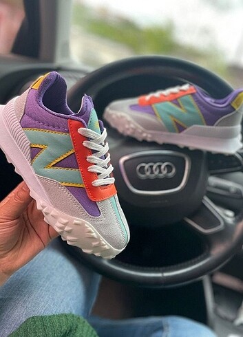 #New balance çocuk spor ayakkabısı 