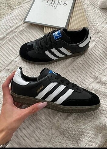 Adidas #adidas samba siyah beyaz spor ayakkabı
