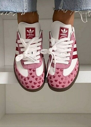 #Adidas samba beyaz bayan spor ayakkabı 