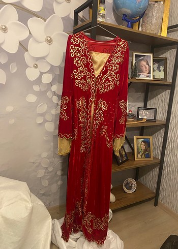 Uzun Kollu İşlemeli Kırmızı Bohem Elbise - Görsel 3