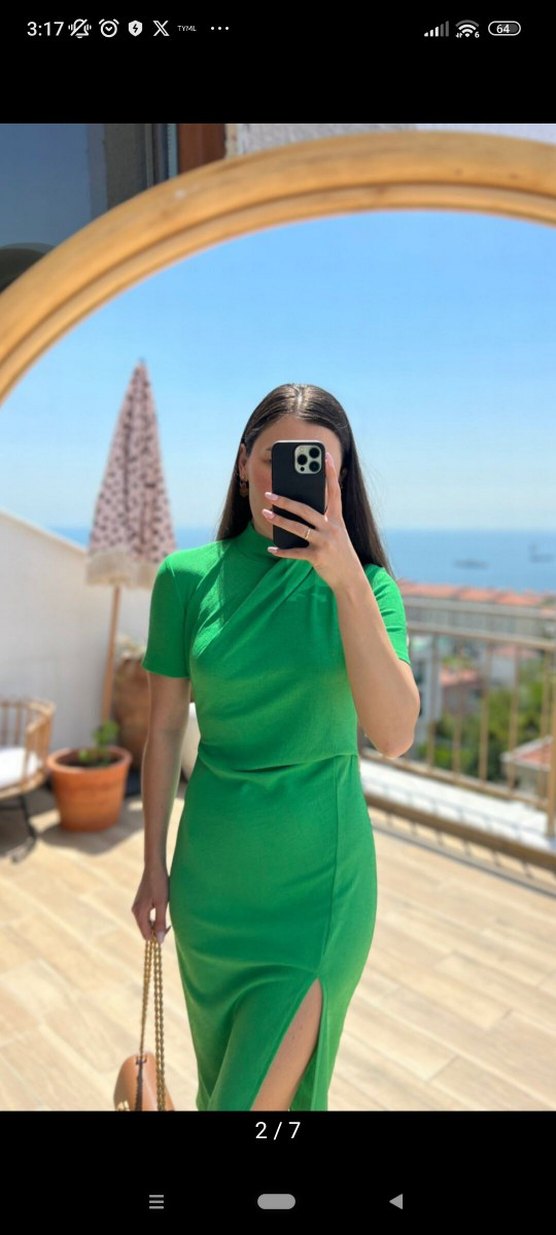 Yırtmaç Detaylı Uzun Elbise - Görsel 2