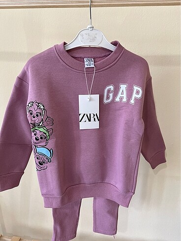 Zara taytlı takım