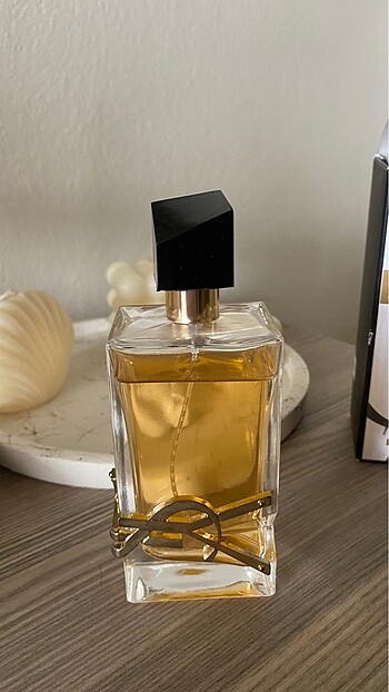 Yves Saint Laurent parfüm
