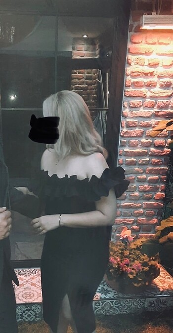 40 Beden Siyah yırtmaçlı kalem elbise