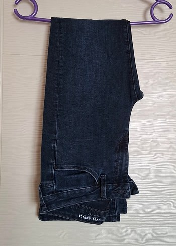27 Beden COLIN'S Siyah Bayan Kot Pantolon
