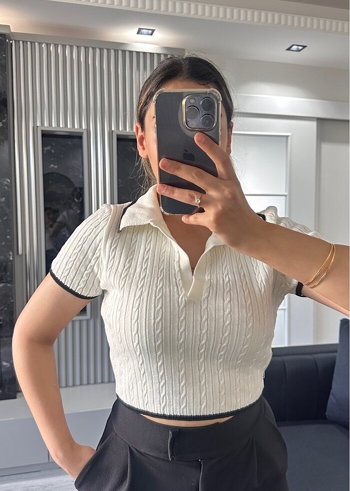 Bershka crop - Görsel 2