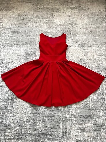 Zara Kırmızı Elbise
