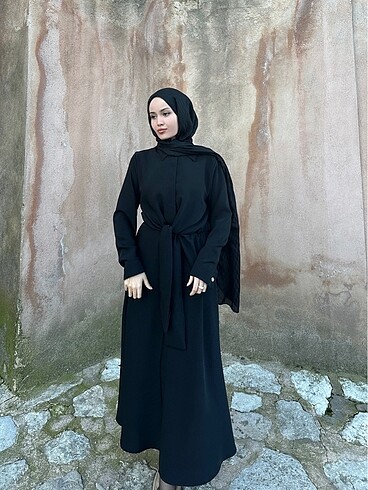 36 Beden Siyah belden bağlamalı elbise