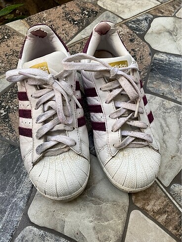 Adidas spor ayakkabı