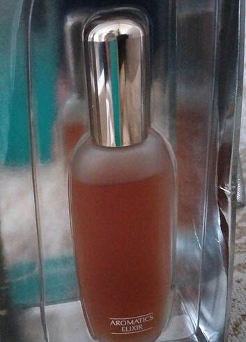  Beden Clinique Aromatics Elixir