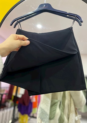 Zara Siyah Mini Asimetrik Şort Etek - Görsel 5