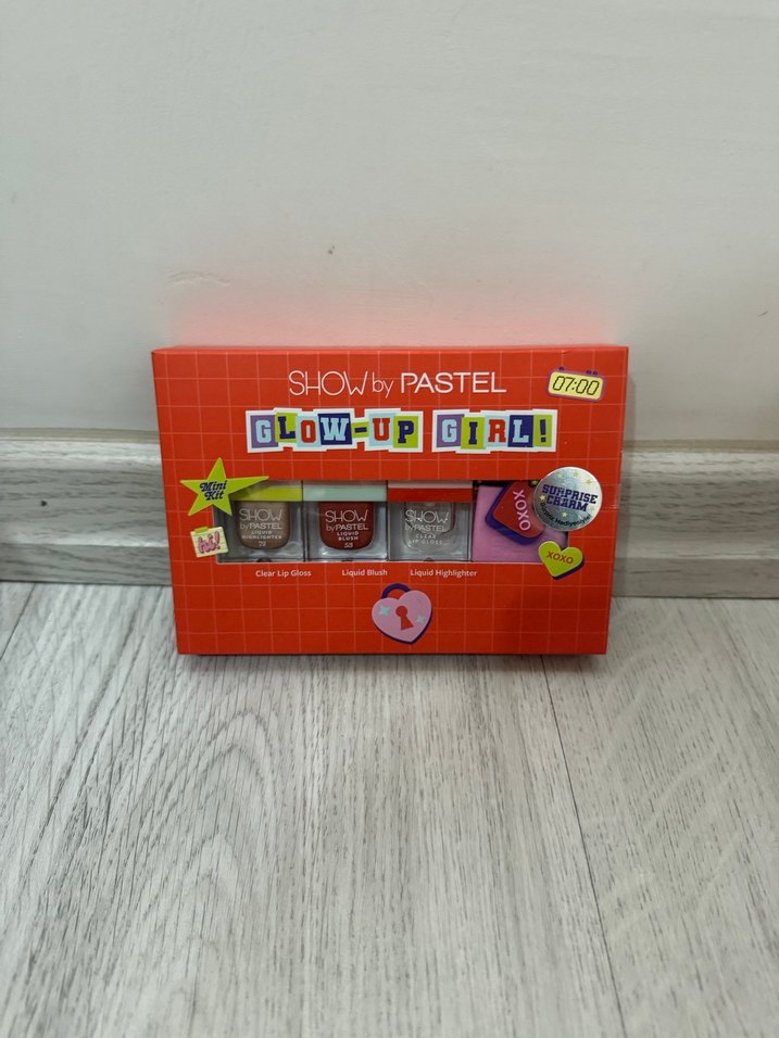 SHOW by PASTEL Makyaj Seti - Görsel 2