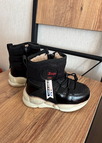 Siyah Çocuk Kaymaz Cırtlı Bot - Görsel 4