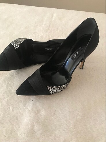 Topuklu ayakkabı orjinal marka - Görsel 6