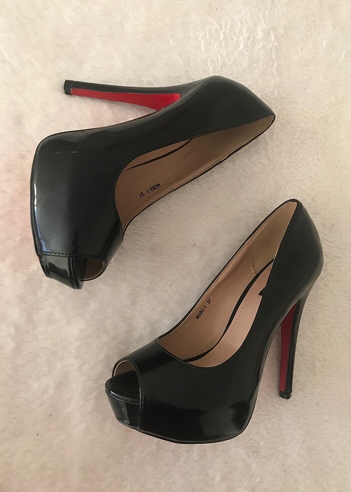 Topuklu ayakkabı - Görsel 3