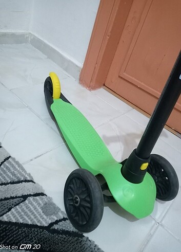 Oxelo B1 scooter 