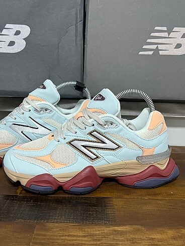 39,5 Beden New Balance 9060 Yeşil Dar Kalıp