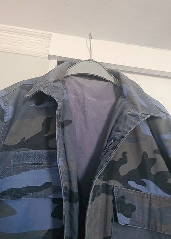 LC Waikiki Gri Kamuflaj Desenli Erkek Midi Yağmurluk