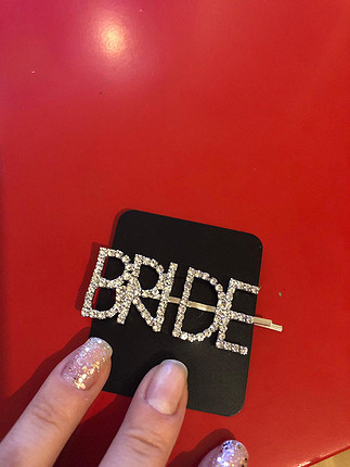 diğer Beden Bride yazılı saç aksesuarı
